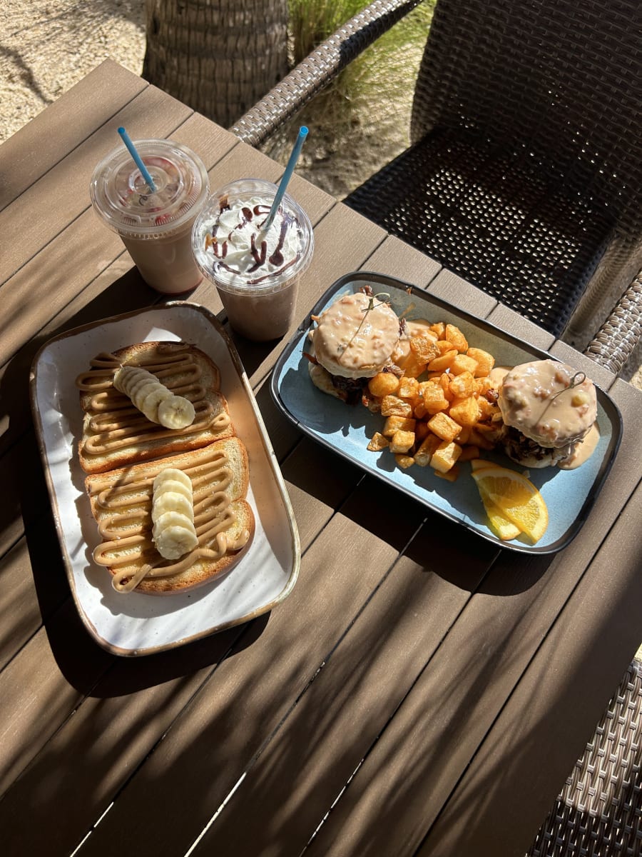 Patrona Coastal Café – photo 4